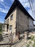 Продава КЪЩА, град Перник, Ралица • 85000 € • 21699683 — Holmes.bg