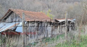 Casa Malak izvor, región Lovech 9