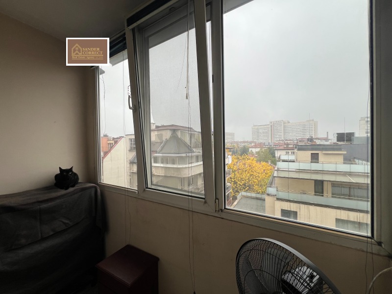 Продава 2-СТАЕН, гр. София, Център, снимка 6 - Апартаменти - 52454134