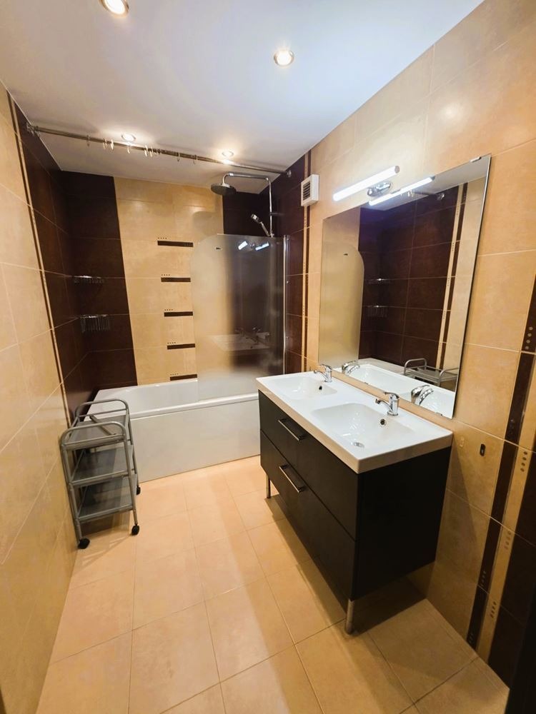 Продава 3-СТАЕН, гр. София, Лагера, снимка 13 - Апартаменти - 53761969