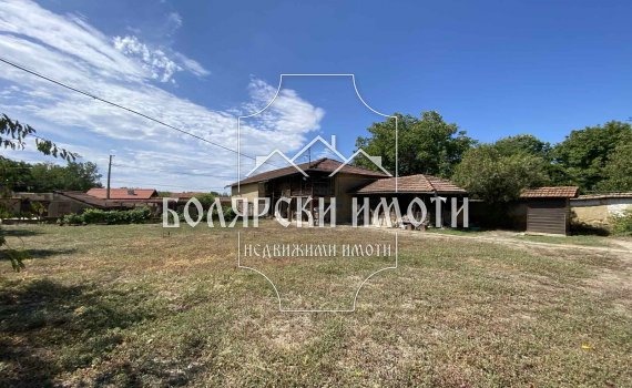 Продава КЪЩА, с. Ресен, област Велико Търново, снимка 4 - Къщи - 46810231