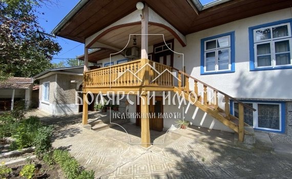 Till salu  Hus region Veliko Tarnovo , Resen , 150 kvm | 35908802