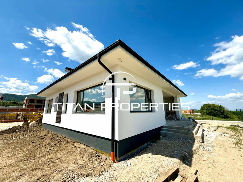 Te koop  Huis regio Plovdiv , Belashtitsa , 160 m² | 68022806 - afbeelding [2]