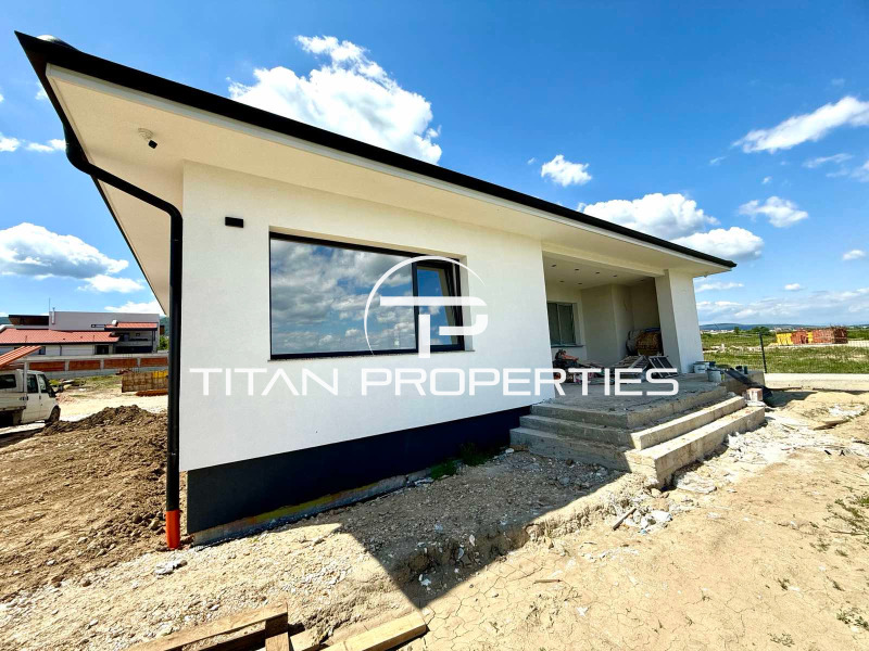 Te koop  Huis regio Plovdiv , Belashtitsa , 160 m² | 68022806