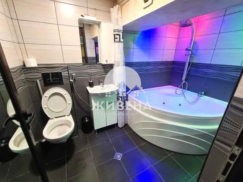 Продава ЗАВЕДЕНИЕ, гр. Варна, Център, снимка 11 - Заведения - 56077100