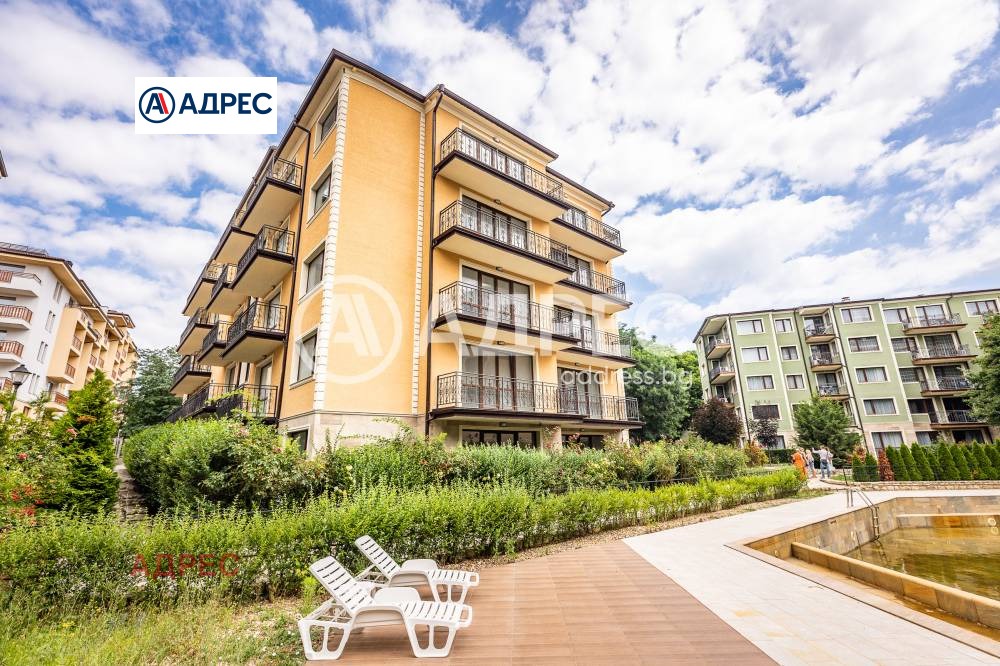 Продава 3-СТАЕН, гр. Варна, к.к. Св.Св. Константин и Елена
