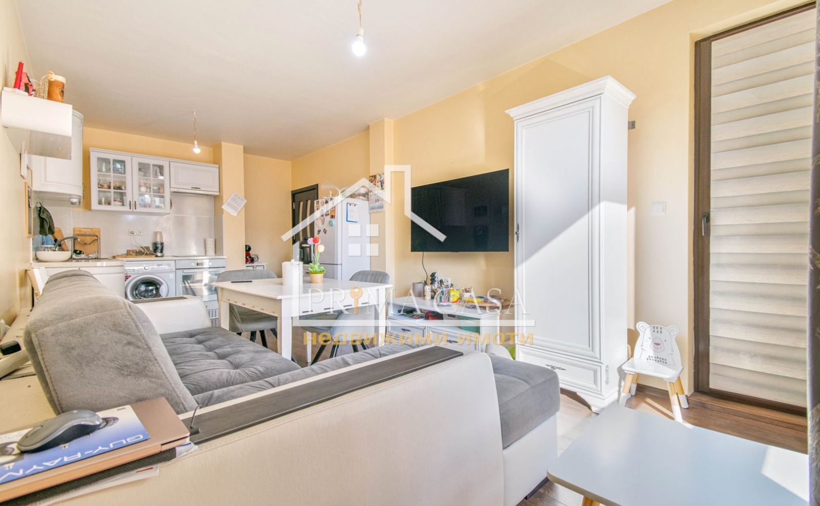 Продава 3-СТАЕН, гр. Пловдив, Южен, снимка 2 - Апартаменти - 56222251