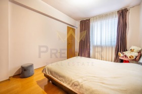 1 chambre Zimno kino Trakiya, Varna 3