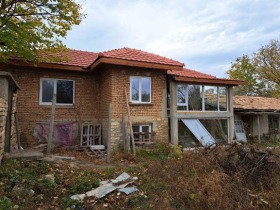 Продажба на имоти в с. Тимарево, област Шумен - изображение 1 