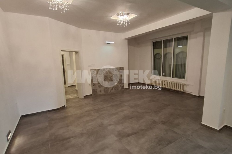 Продается  1 спальня София , Изгрев , 61 кв.м | 55920238 - изображение [2]
