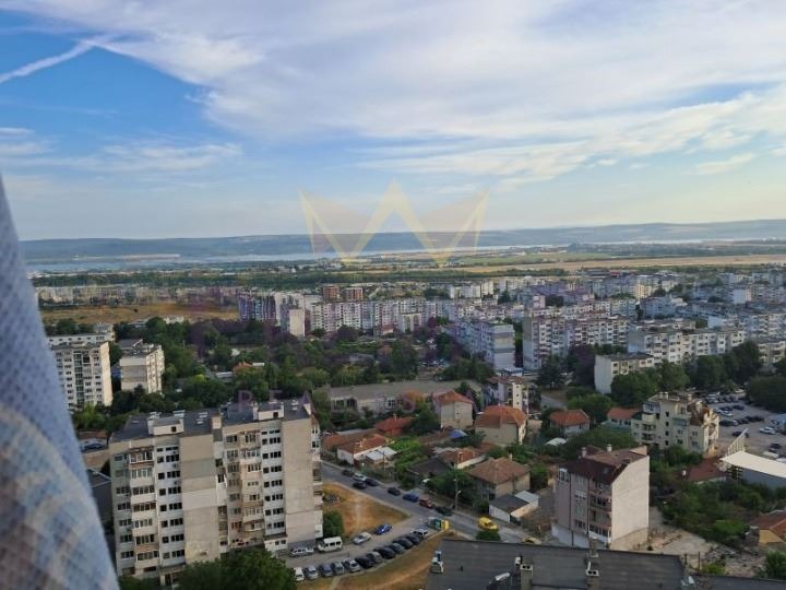 En venta  3 dormitorios Varna , Vladislav Varnenchik 1 , 94 metros cuadrados | 86842741