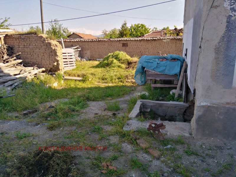 Продава КЪЩА, с. Стрелци, област Пловдив, снимка 13 - Къщи - 44540324