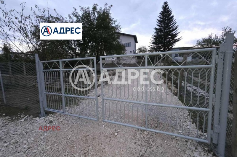 Продава КЪЩА, с. Осеново, област Варна