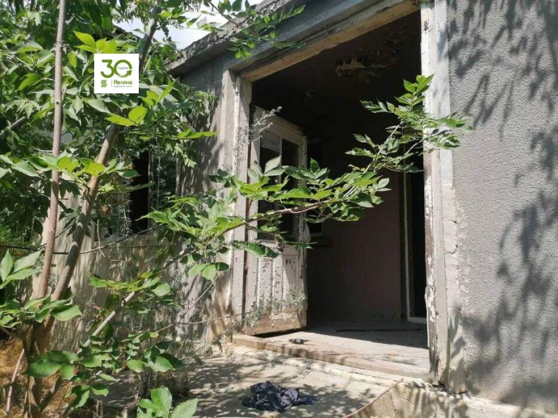 Продава КЪЩА в област Добрич, с. Крушари - 93 кв.м / 12 000 € » 23 469.96 лв., ЯВЛЕНА - ОФИС ВАРНА