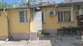 σπίτι ΤΣενταρ, Ρυσε 1