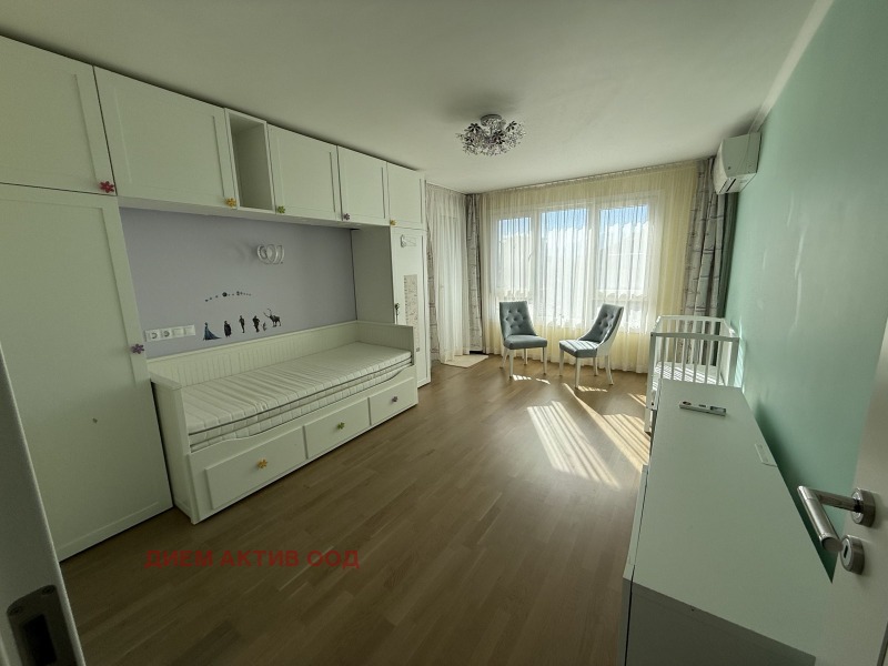 De vânzare  3 dormitoare Sofia , Geo Milev , 143 mp | 26984056 - imagine [8]