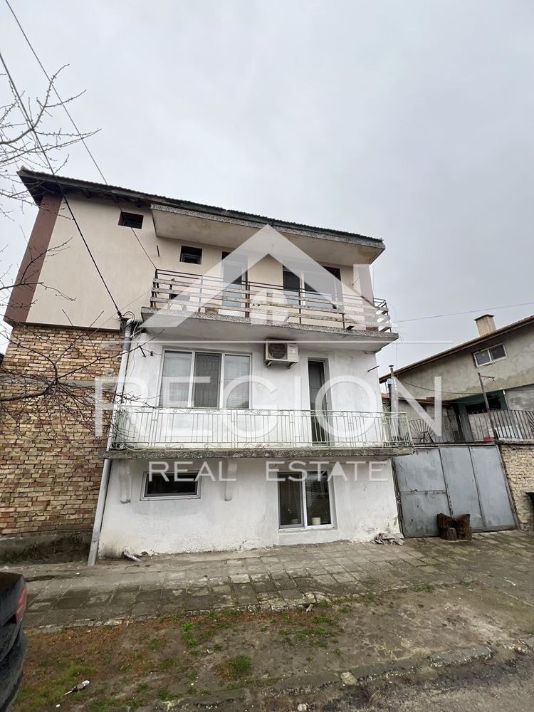 Продава  Етаж от къща, област Варна, гр. Белослав • 75 000 EUR • ID 72232001 — holmes.bg - [1] 