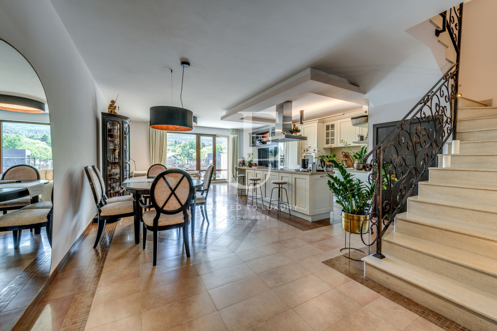 Продава МНОГОСТАЕН, гр. София, Симеоново, снимка 12 - Апартаменти - 54866518
