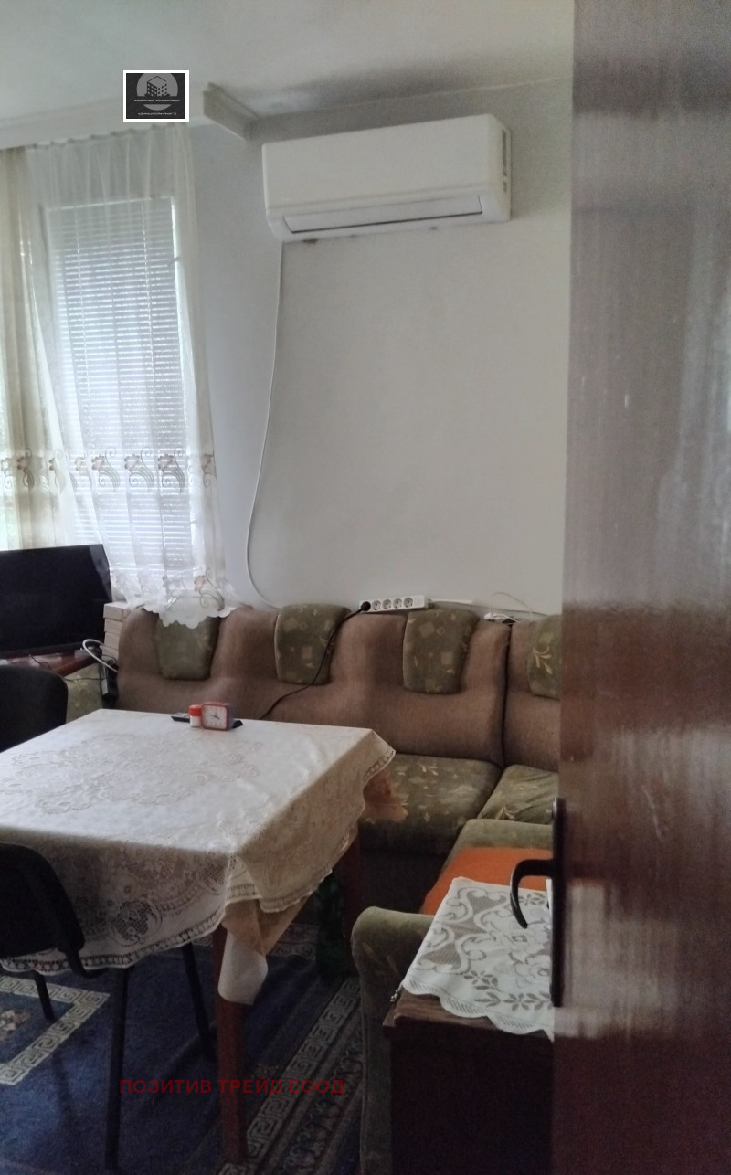 Продава ЕТАЖ ОТ КЪЩА в град Кюстендил, Център - 78 кв.м / 62 000 € » 121 261.46 лв., ПОЗИТИВ ТРЕЙД ЕООД