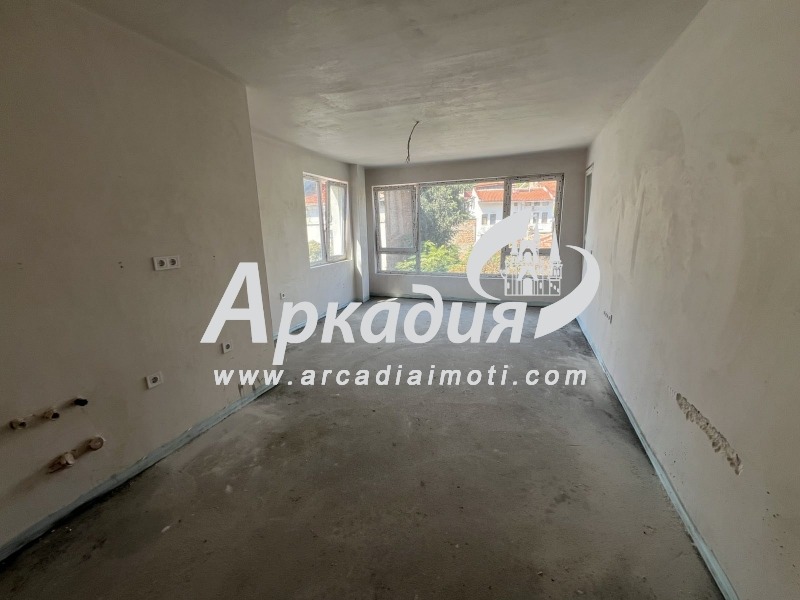 En venta  1 dormitorio Plovdiv , Tsentar , 71 metros cuadrados | 75593074 - imagen [3]