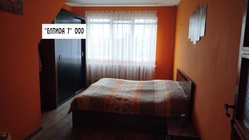 Продава  4-стаен град Плевен , Сторгозия , 95 кв.м | 91471986 - изображение [2]