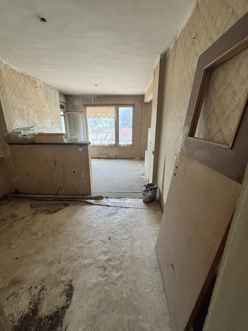 For Sale  3+ bedroom Sofia , Druzhba 2 , 112 sq.m | 98222171