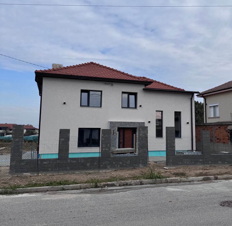 Продава КЪЩА, с. Трилистник, област Пловдив, снимка 15 - Къщи - 52379932