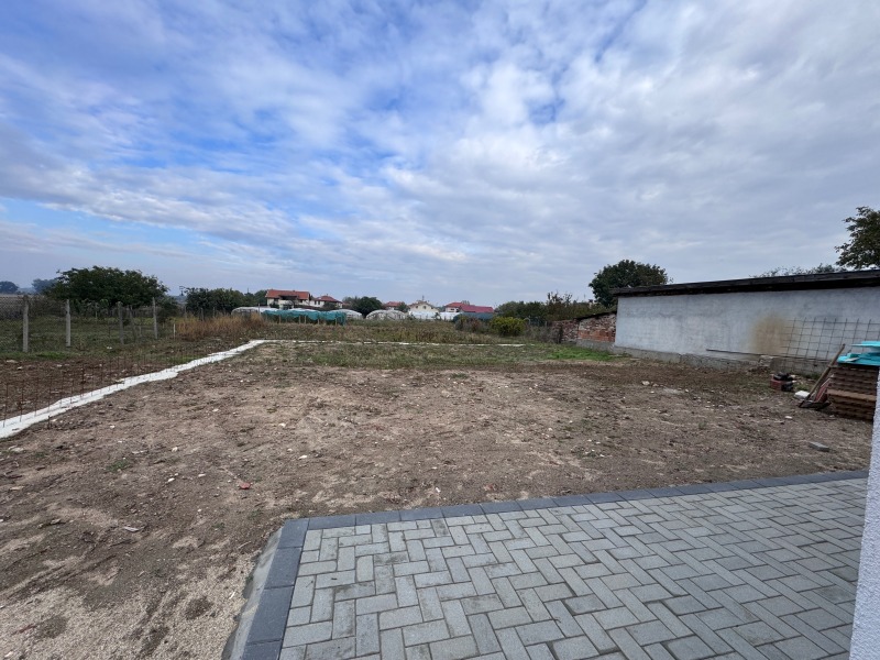 Продава КЪЩА, с. Трилистник, област Пловдив, снимка 4 - Къщи - 52379932