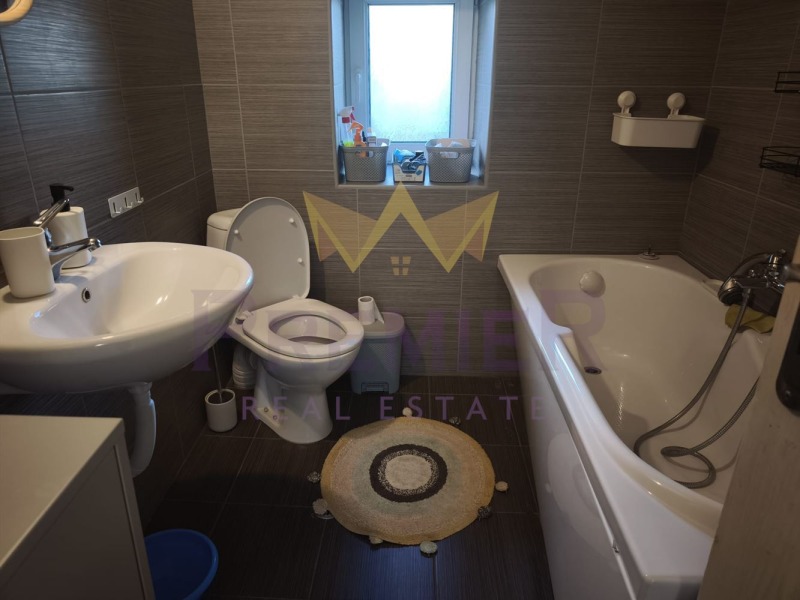 Продава КЪЩА, с. Дуранкулак, област Добрич, снимка 13 - Къщи - 52545657