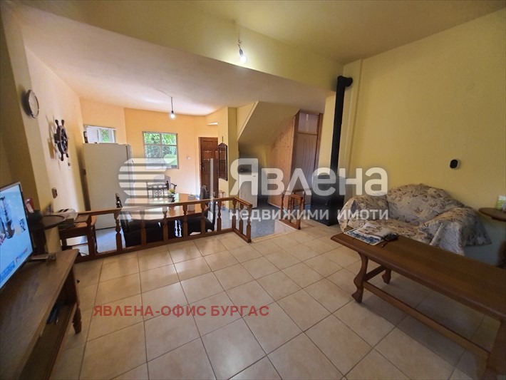 Продава КЪЩА, гр. Приморско, област Бургас, снимка 2 - Къщи - 54416781