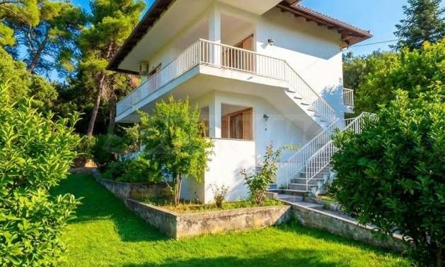 Продава ВИЛА, Извън страната, област Извън страната