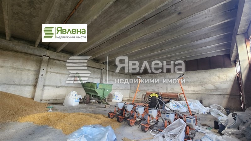 Na sprzedaż  Składowanie region Sofia , Aldomirowci , 743 mkw | 76797210 - obraz [4]