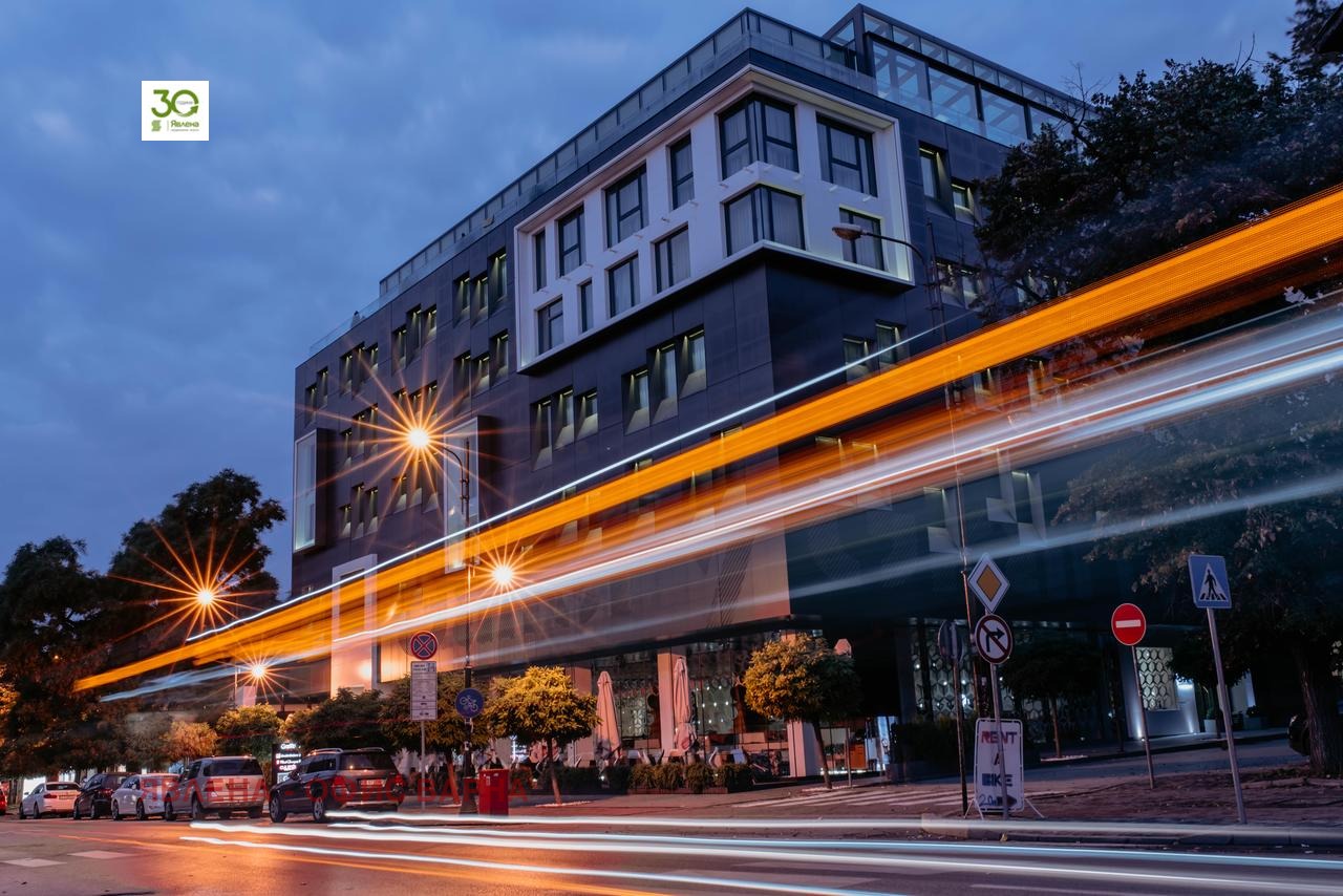 Продава 3-СТАЕН, гр. Варна, Гръцка махала