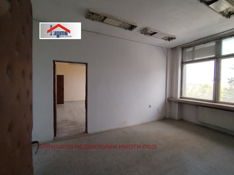 Продава ОФИС в град Плевен, Идеален център - 67 кв.м / 50 250 € » 98 280.46 лв., АЙВИХОУМ НЕДВИЖИМИ ИМОТИ ООД