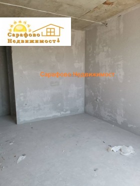 3-стаен град Бургас, Сарафово 4