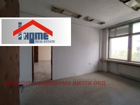 ОФИС, 67 m2