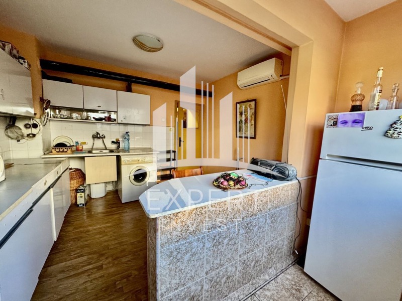 Продава 4-СТАЕН, гр. Варна, Цветен квартал, снимка 2 - Апартаменти - 52826273