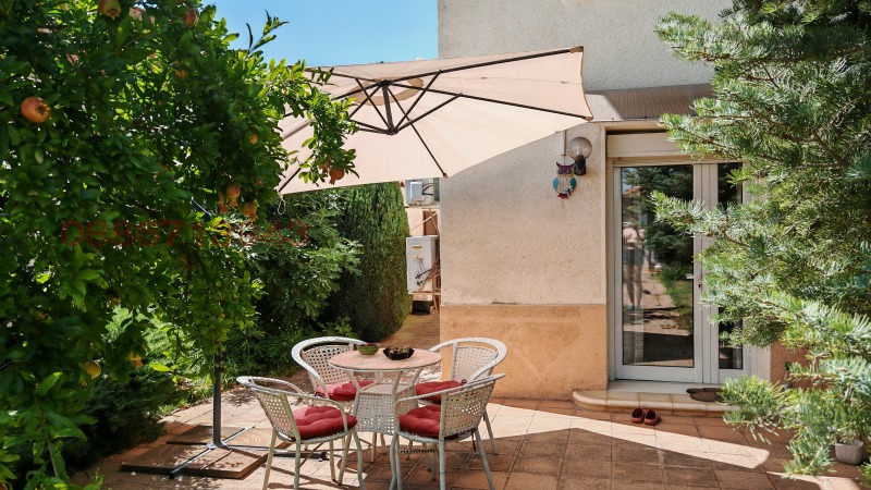 Продава КЪЩА, гр. Хисаря, област Пловдив, снимка 2 - Къщи - 53122461