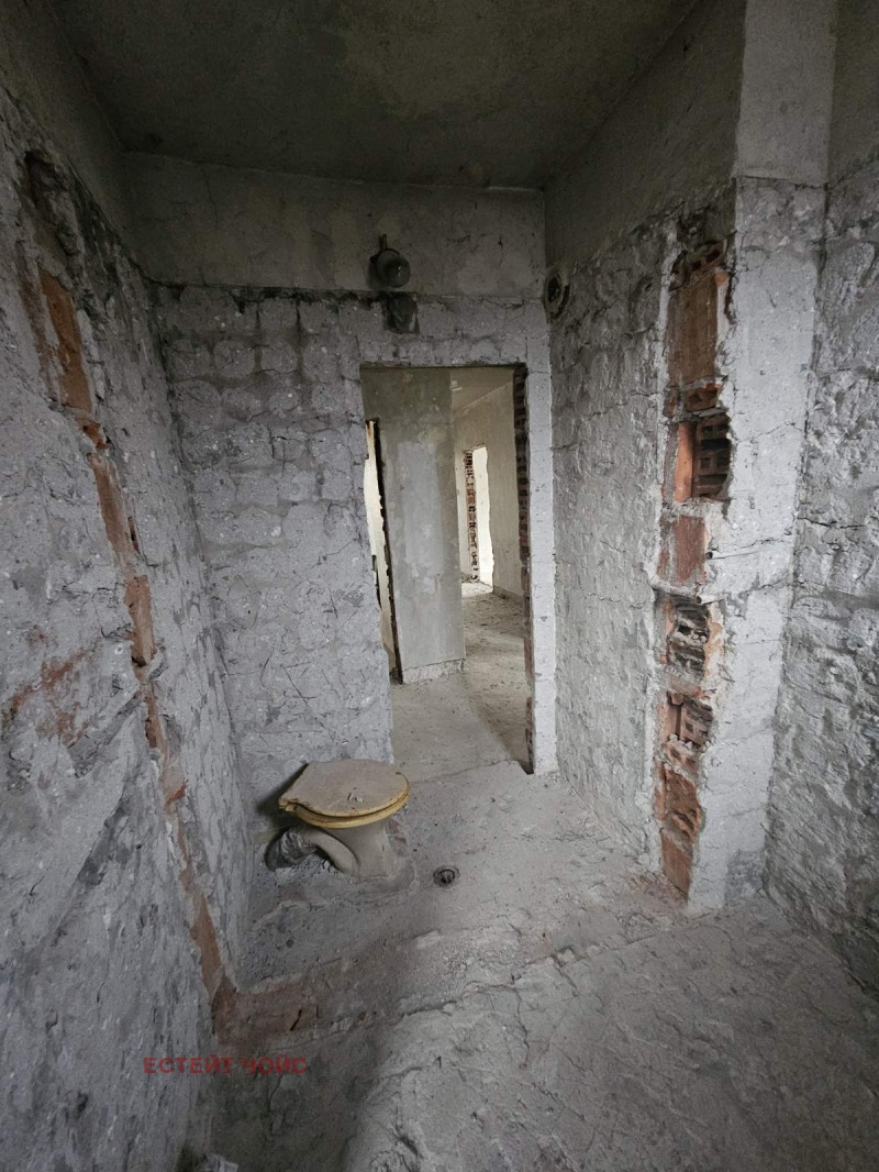 Продава КЪЩА, гр. Берковица, област Монтана, снимка 11 - Къщи - 52208136