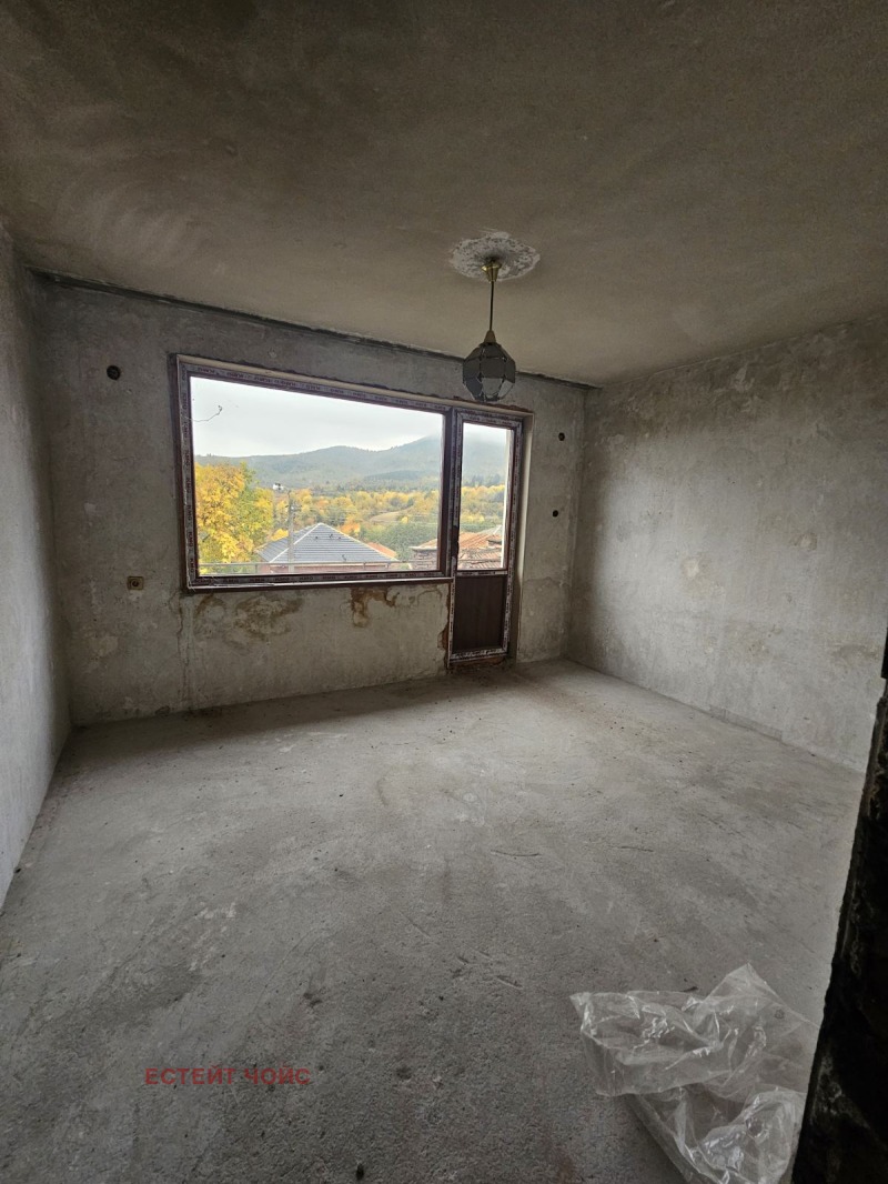 Продава КЪЩА, гр. Берковица, област Монтана, снимка 8 - Къщи - 52208136