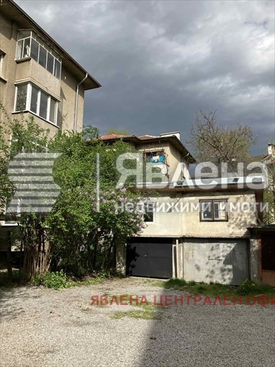 Продава ГАРАЖ, ПАРКОМЯСТО, гр. София, Лозенец