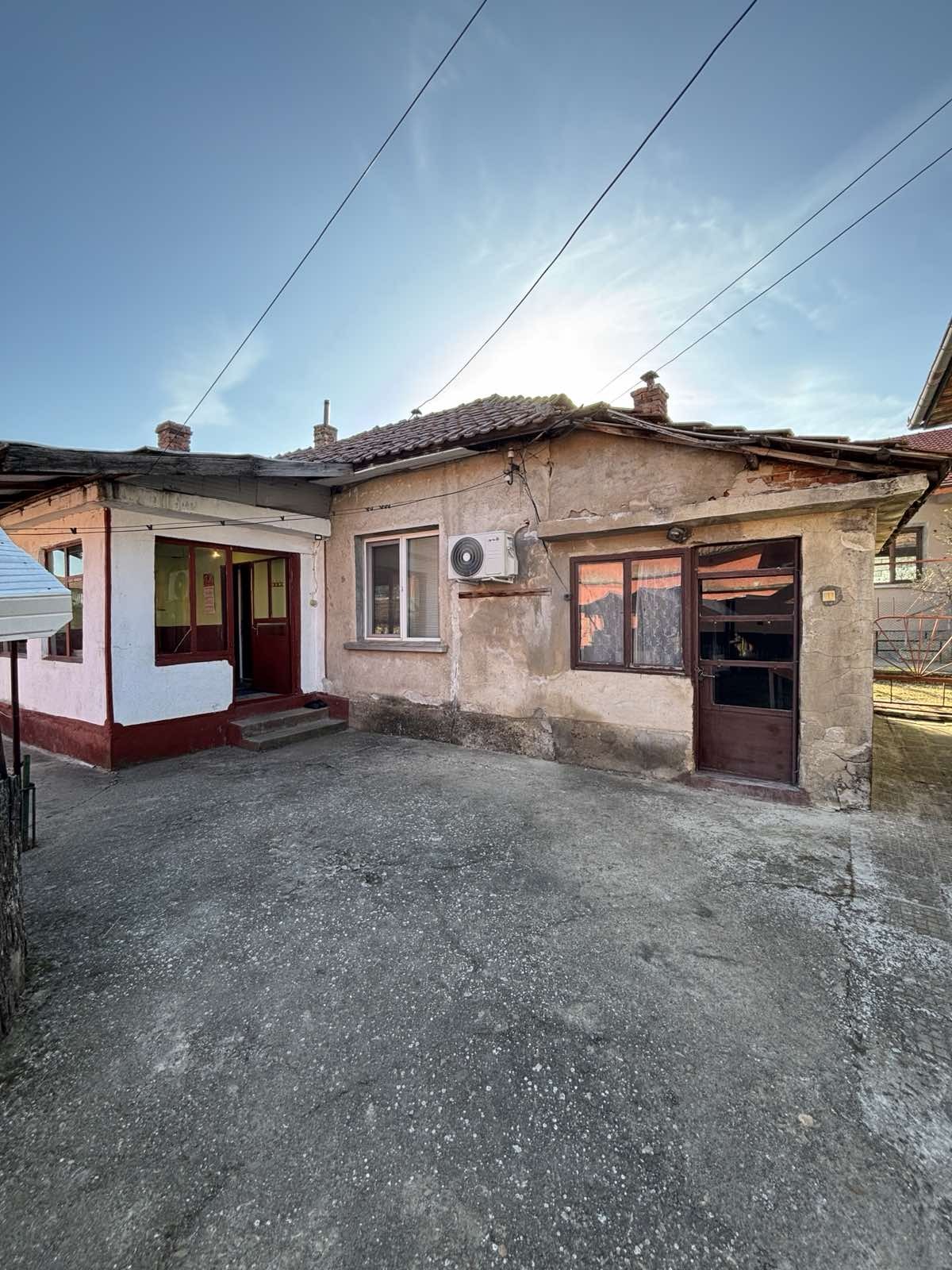 Продава КЪЩА, гр. Долна Митрополия, област Плевен, снимка 2 - Къщи - 53859913