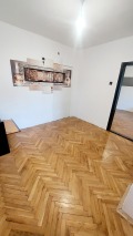 Продава 3-СТАЕН, град Добрич, Център • 169000 лв. / 86408.33 € • 18073997 2