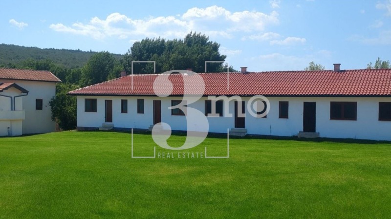 Продава КЪЩА в област Варна, с. Юнец - 118 кв.м / 50 000 € » 97 791.50 лв., 3-МО ОФИС ДРУЖБА