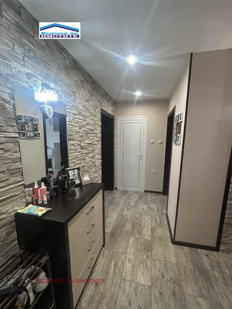 Продава 3-СТАЕН, гр. Русе, Център, снимка 6 - Апартаменти - 53520436