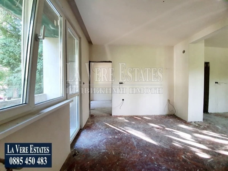 Продава  4-стаен град Русе , Възраждане , 100 кв.м | 75764042 - изображение [7]