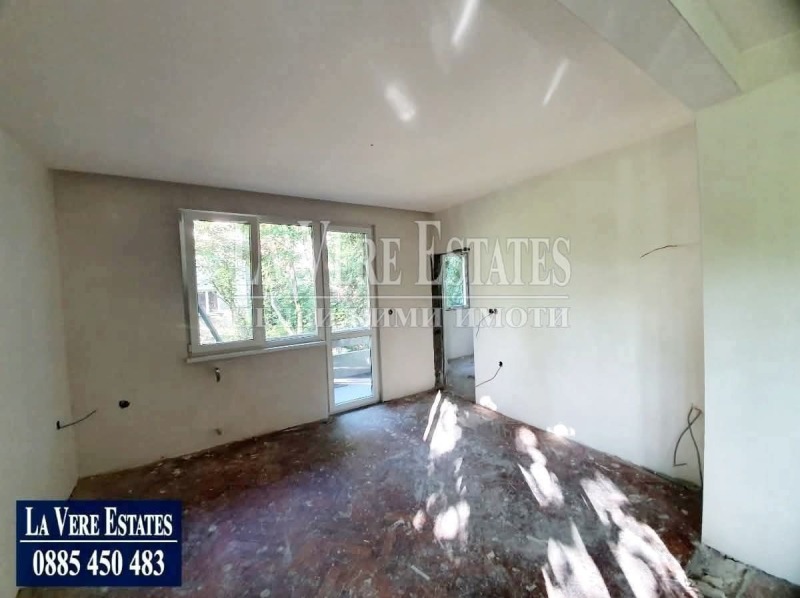 Продава  4-стаен град Русе , Възраждане , 100 кв.м | 75764042 - изображение [11]