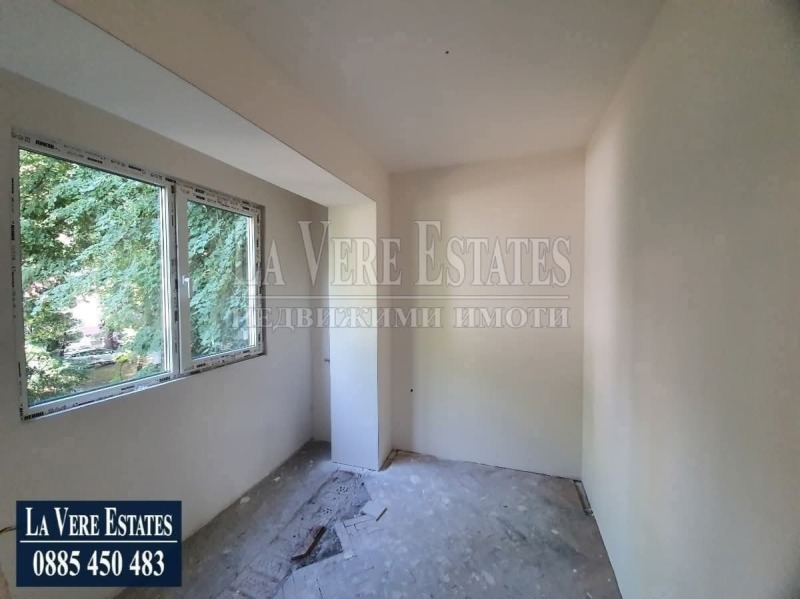Продава  4-стаен град Русе , Възраждане , 100 кв.м | 75764042 - изображение [14]