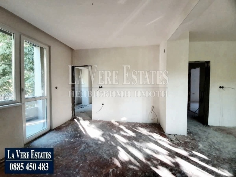Продава  4-стаен град Русе , Възраждане , 100 кв.м | 75764042 - изображение [10]
