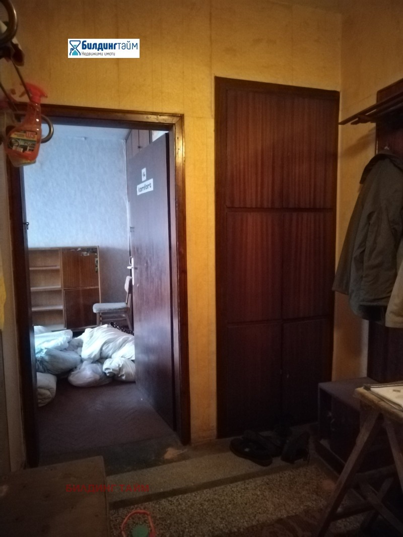 Продава 4-СТАЕН, гр. Шумен, Военно училище, снимка 6 - Апартаменти - 52363896